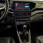 Volkswagen / T-Cross Highline 1.4 TSI SUV Prata Volkswagen / T-Cross Highline 1.4 TSI SUV Prata