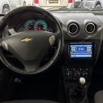 Chevrolet / Celta LT Completo 1.0 Hatch Prata Chevrolet / Celta LT Completo 1.0 Hatch Prata