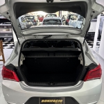 Chevrolet / ONIX LT 1.0 Hatch Prata Chevrolet / ONIX LT 1.0 Hatch Prata