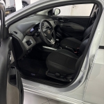 Chevrolet / ONIX LT 1.0 Hatch Prata Chevrolet / ONIX LT 1.0 Hatch Prata